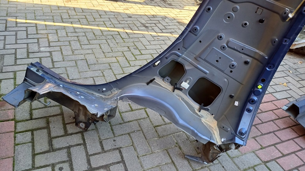 фото №7, Daihatsu materia крила правий задня задній