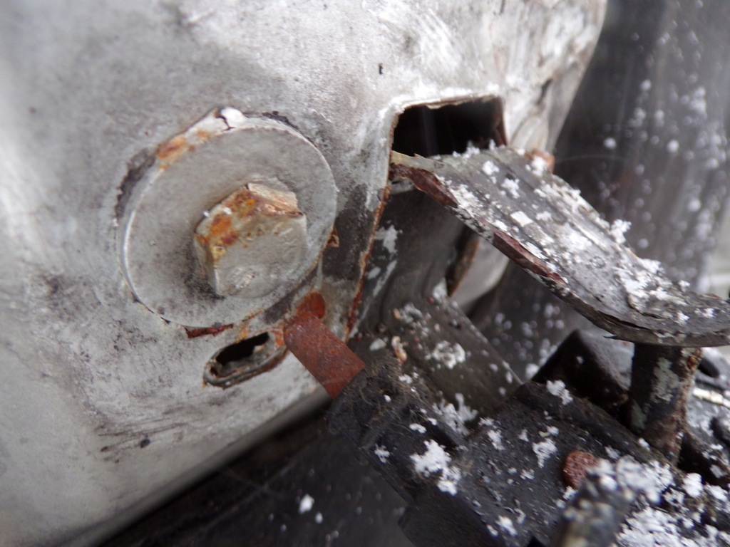 фото №8, Капот крышка двигателя ford focus 2 ii lift