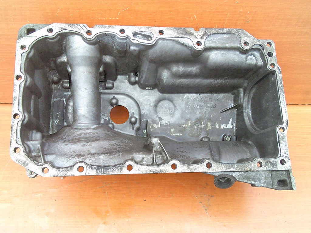 фото №8, Bmw x1 e84 e90 e91 e92 1.8 2.0 2.3 2.5 d поддон масла масляная 1113 8512073