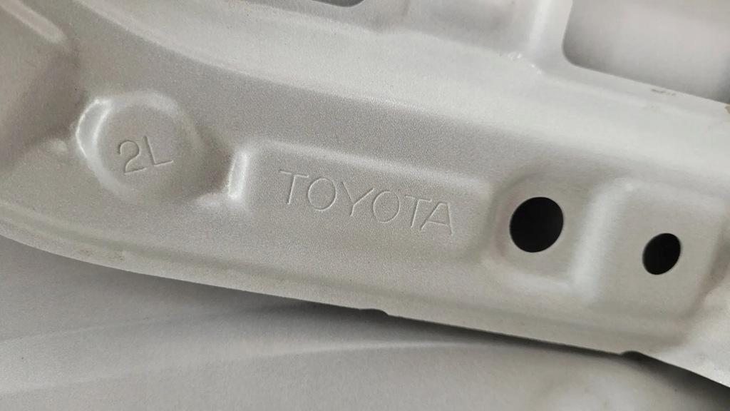 фото №12, Toyota corolla cross 2020 крыло перед передний левый fv