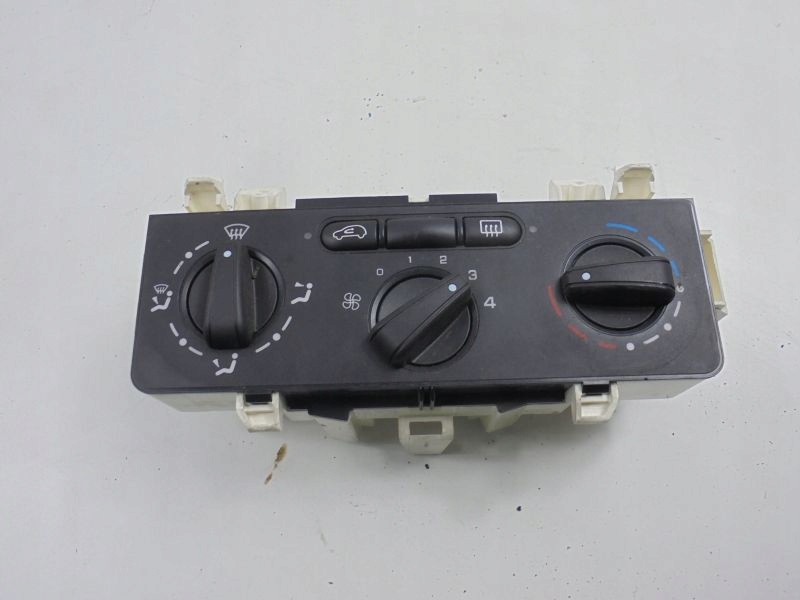 фото №1, Peugeot 1007 панель обдув f664478n