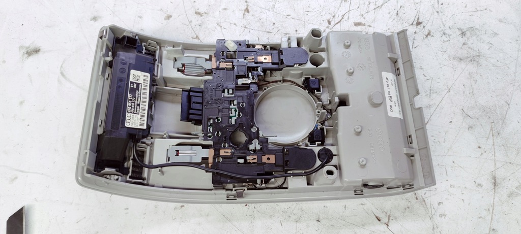 фото №7, Лампа освітлення кабіни audi a6 c6 4f0947135bp 9nq