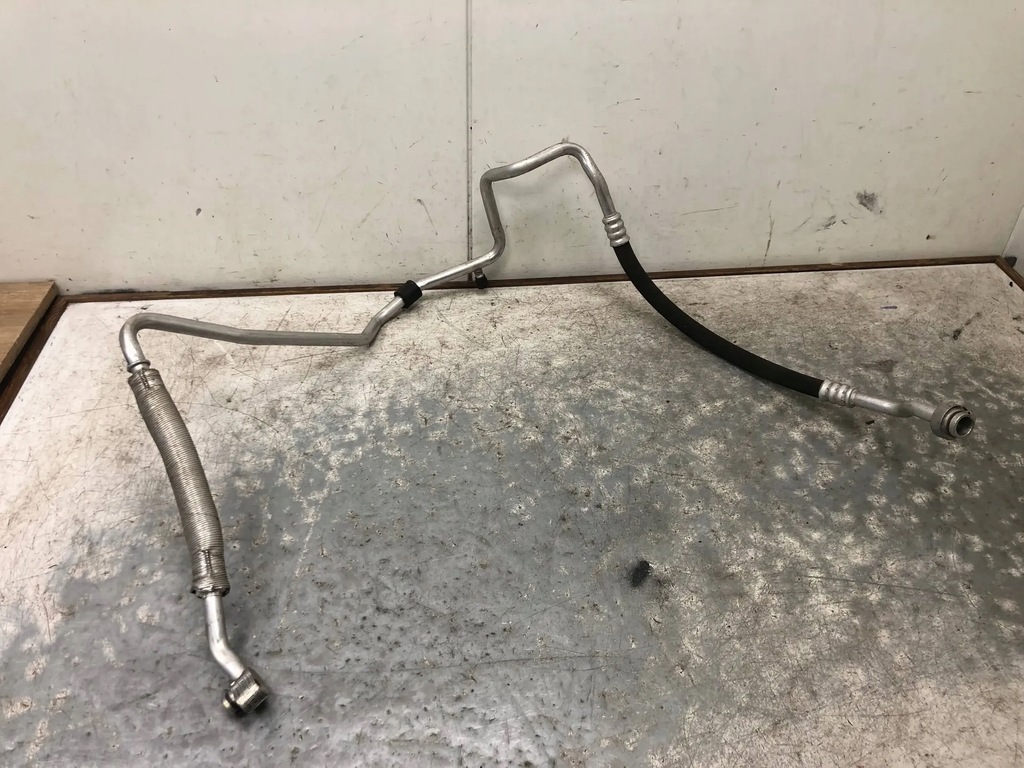 фото №1, Шланг кондиционера audi q3 8u 8u0820743d