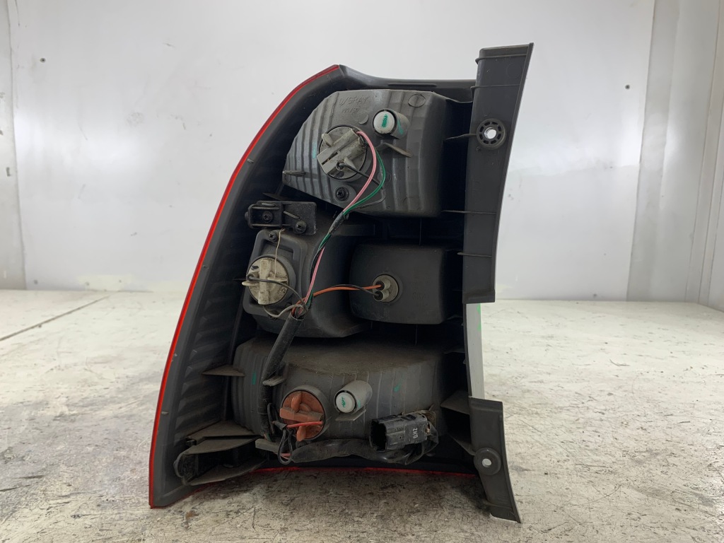 фото №4, Kia sportage ii lift лампа права задня