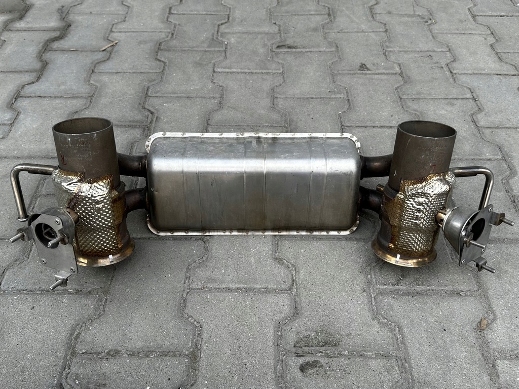 фото №5, Ferrari sf90 spider гасник вихлоп глушник exhaust 958639