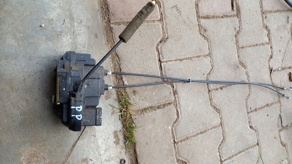 фото №1, Замок правый перед nissan quest 3.5b 05r kombi