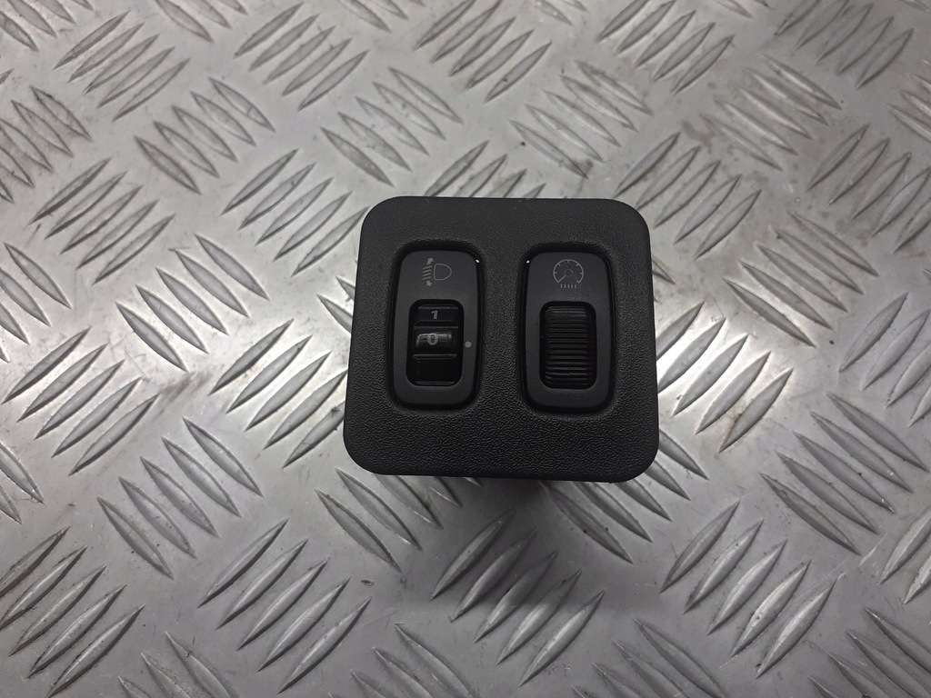 фото №1, Панель регулировки света lancer vii mr402645