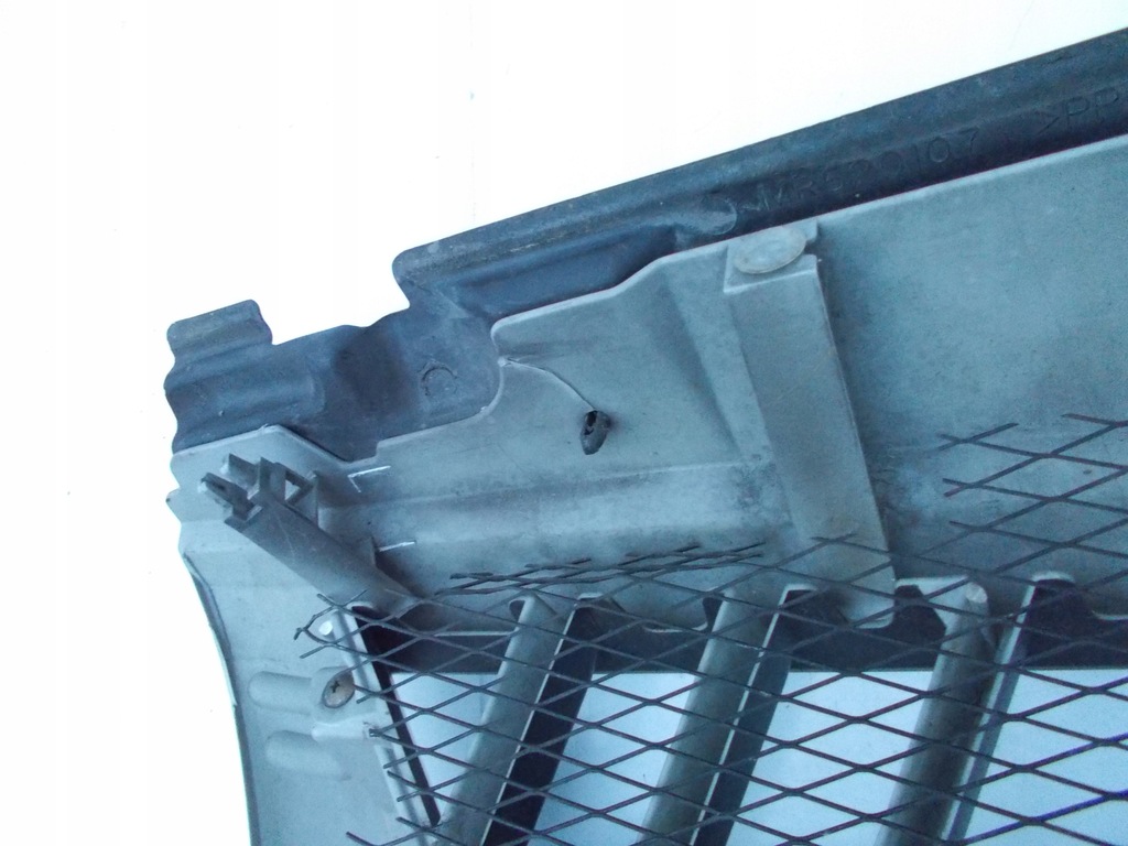 фото №11, Решітка радіатора решітка радіатора значок mitsubishi pajero iii 3