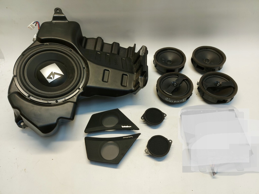 фото №15, Mitsubishi eclipse cross набор динамики rockford труба