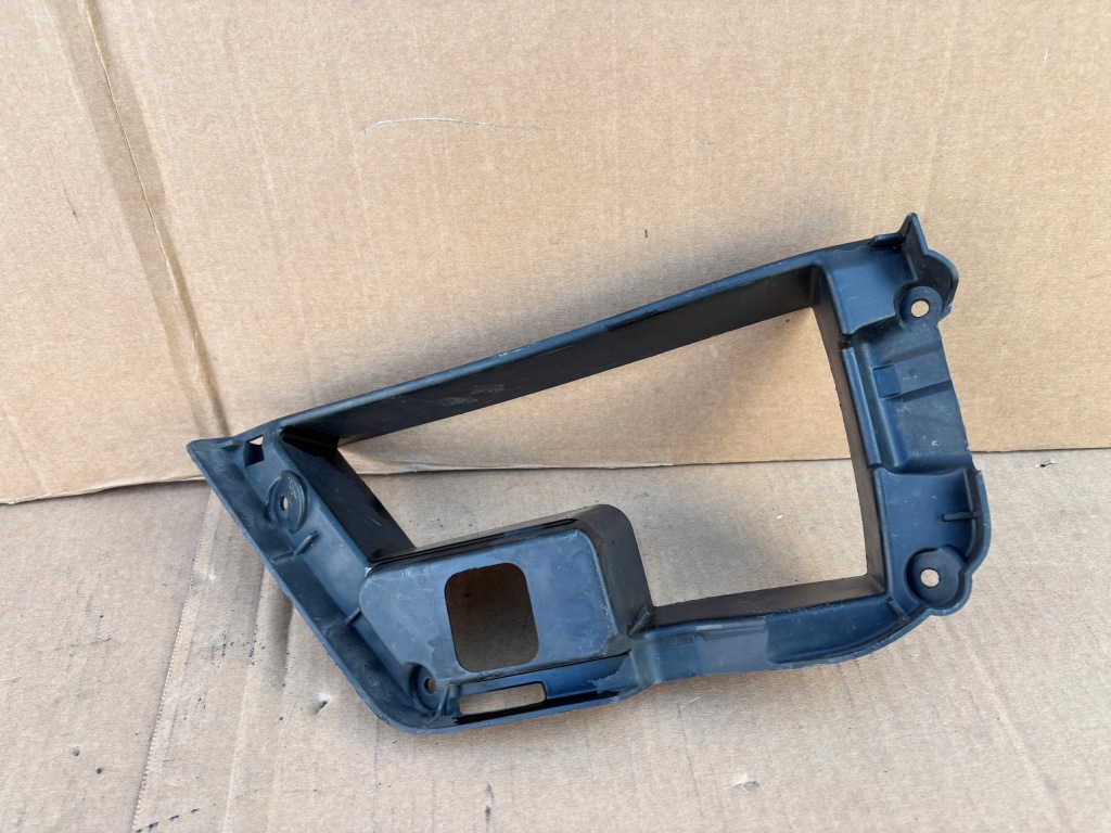 фото №1, Mercedes ml w166 кронштейн решітка a1668850063