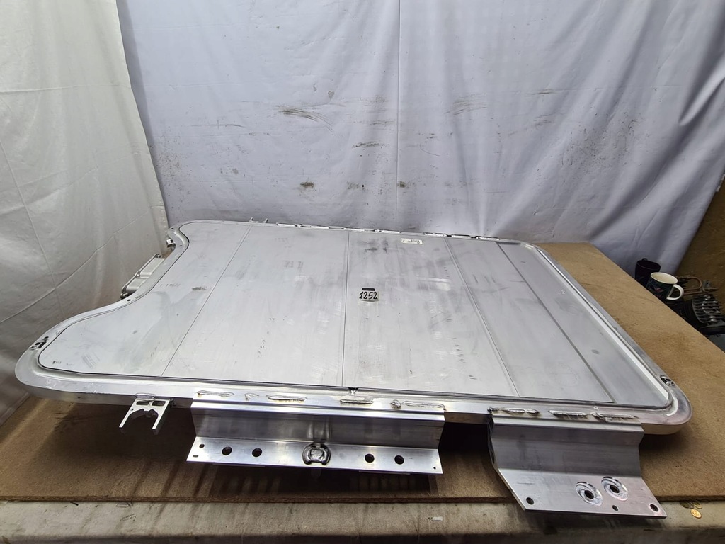 фото №12, Корпус аккумулятора тяговый основание renault zoe