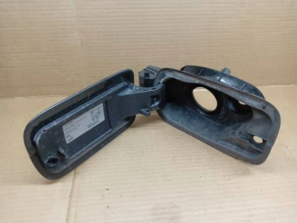 фото №3, Крышка заливной топлива audi a4 b9 8w0809906a