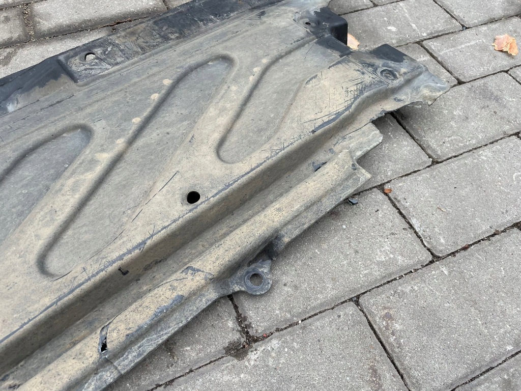 Mercedes glc w253 накладка подвеска левая правая в Украине