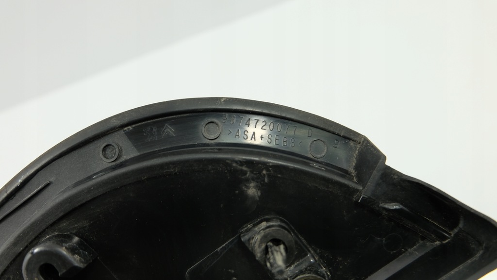 фото №5, Peugeot 208 заглушка крыла правый задняя