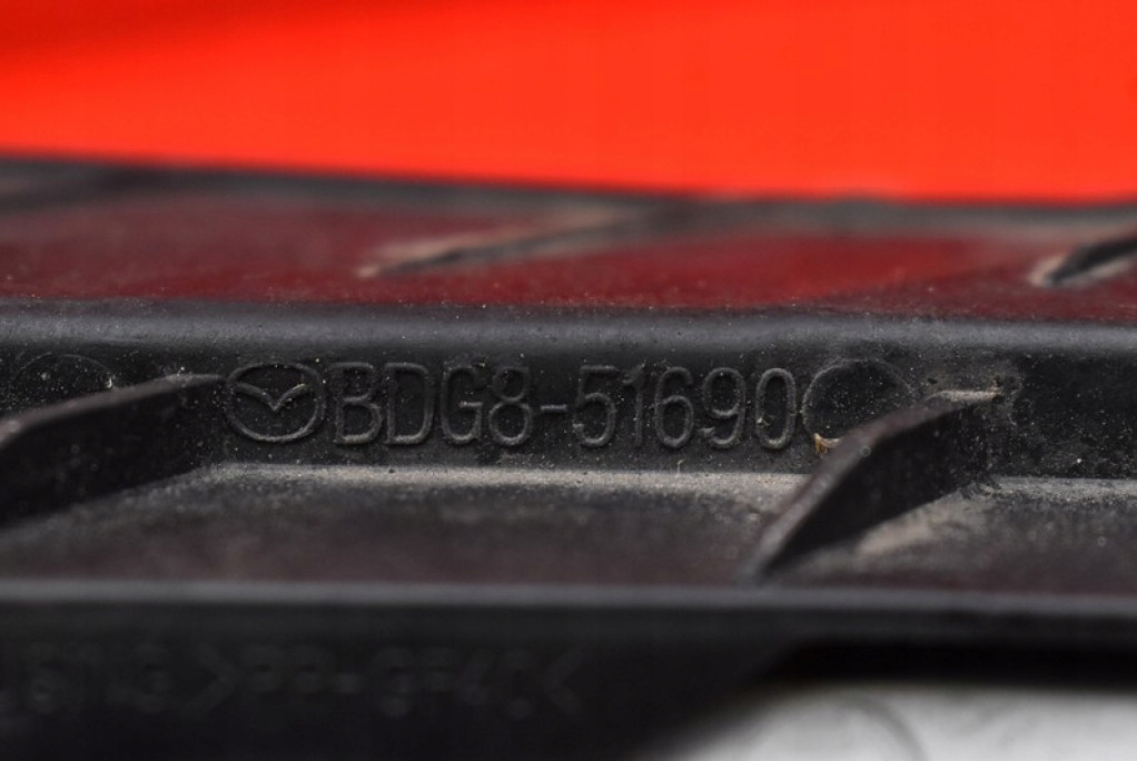 фото №8, Противотуманная фара левый перед передний bdg8-51690 mazda 3 2 ii bl 03-09