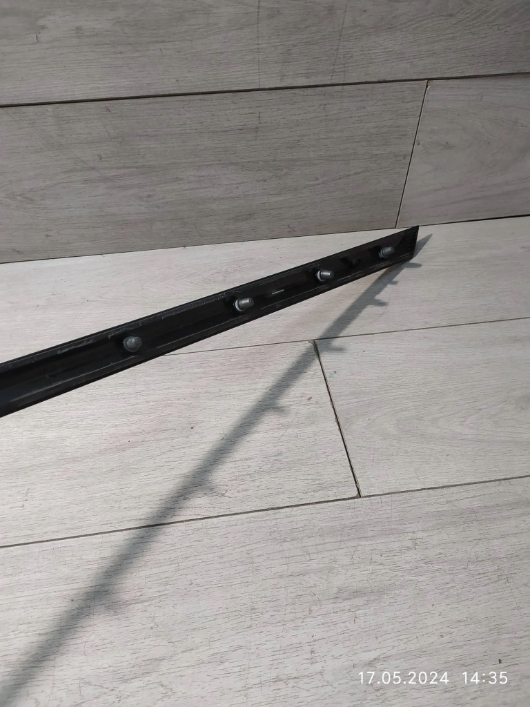 8378. bentley continental молдинг двері праві перед 3sd853516 Київ