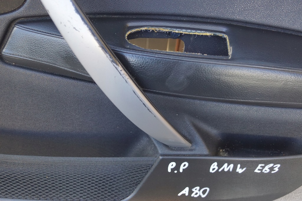 фото №10, Обшивка дверь правый перед bmw x3 e83 чёрный