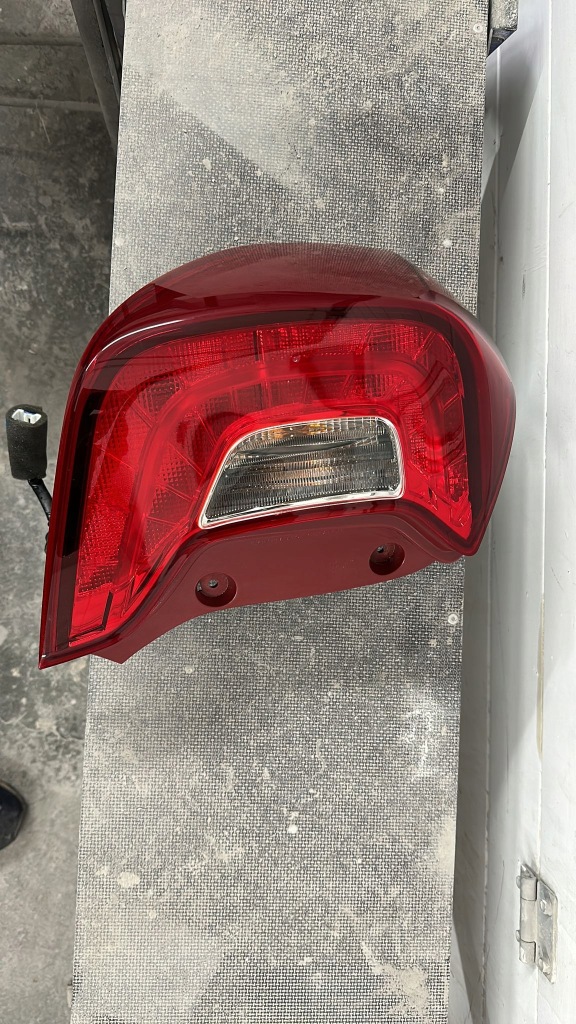 фото №1, Kia picanto 2018- лампа задня ліва звичайна