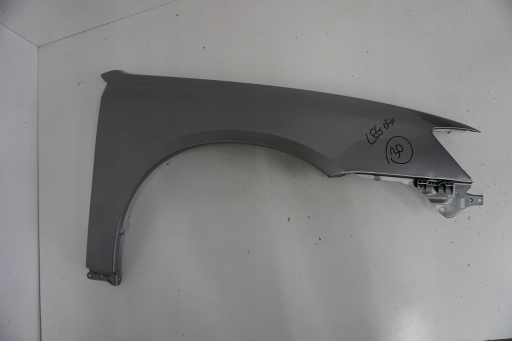 фото №1, Subaru legacy iv крыло правый передний nr.30