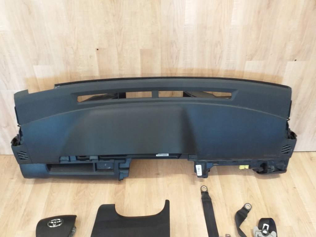 фото №6, Toyota prius c aqua приборная панель подушка air bag ремни