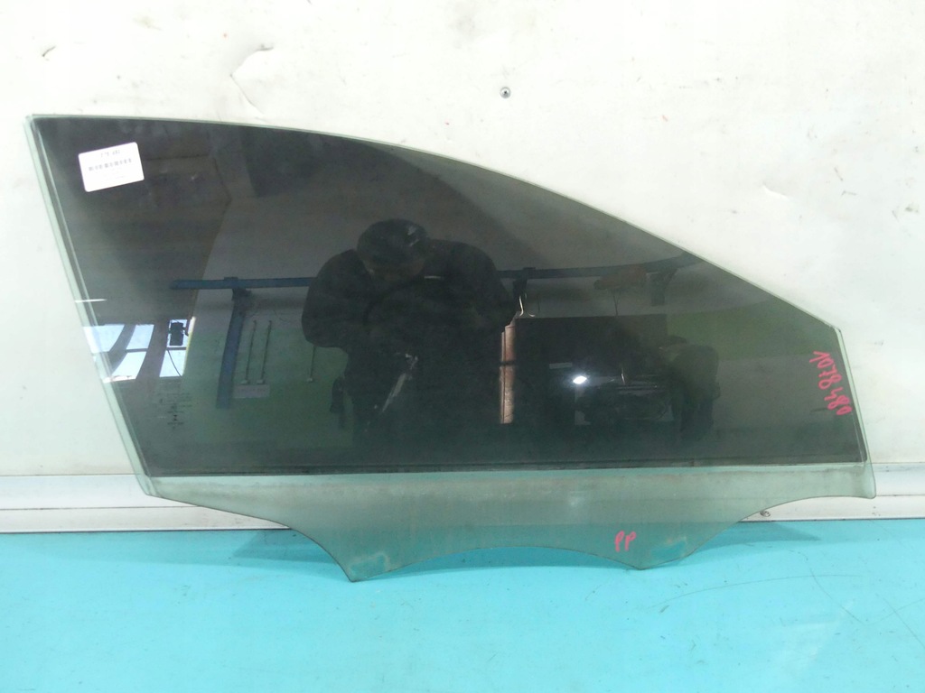 фото №1, Стекло дверь перед правая infiniti qx30 q30 17r