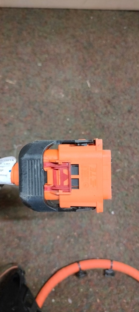 фото №6, Разъём шланг зарядки porsche taycan 9j1