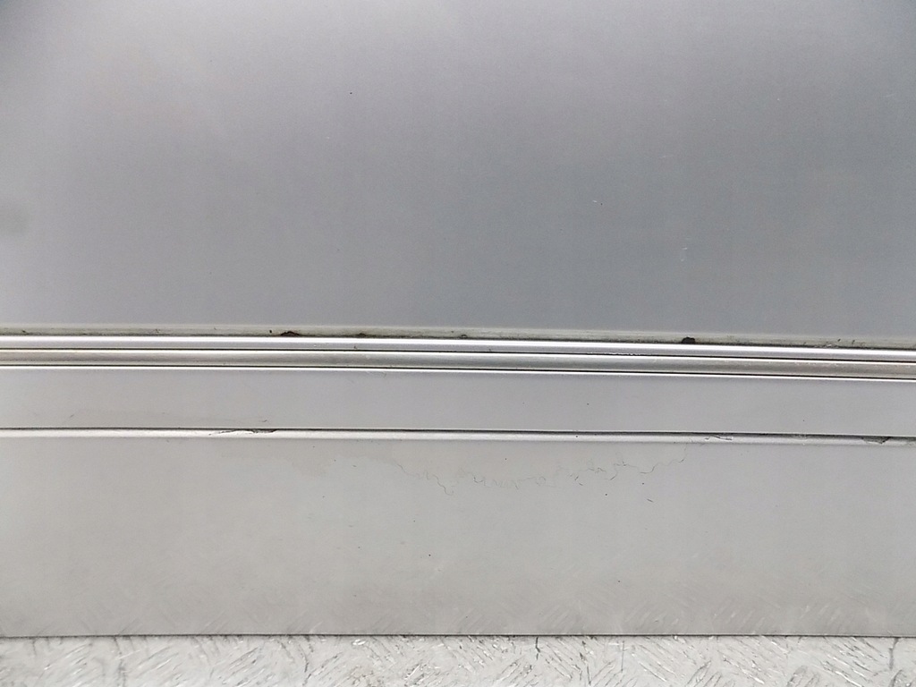 фото №2, Дверь правое перед - mercedes r-klasa w251 c775