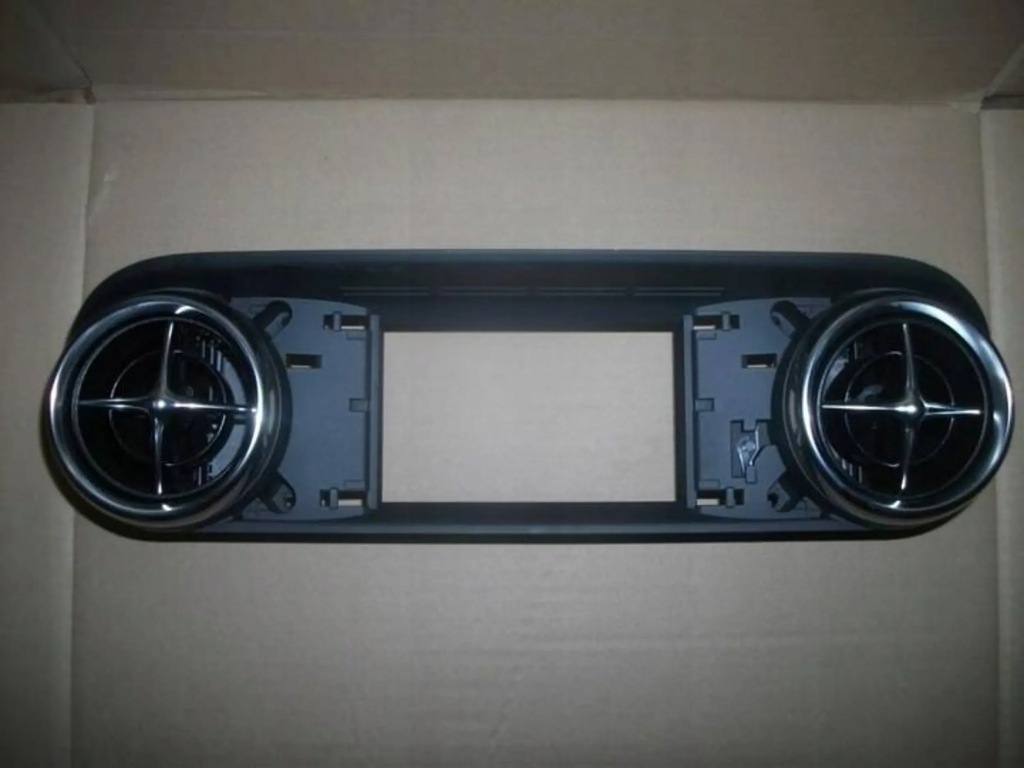 фото №1, Mercedes slk r172 рамка корпус monitora впуск