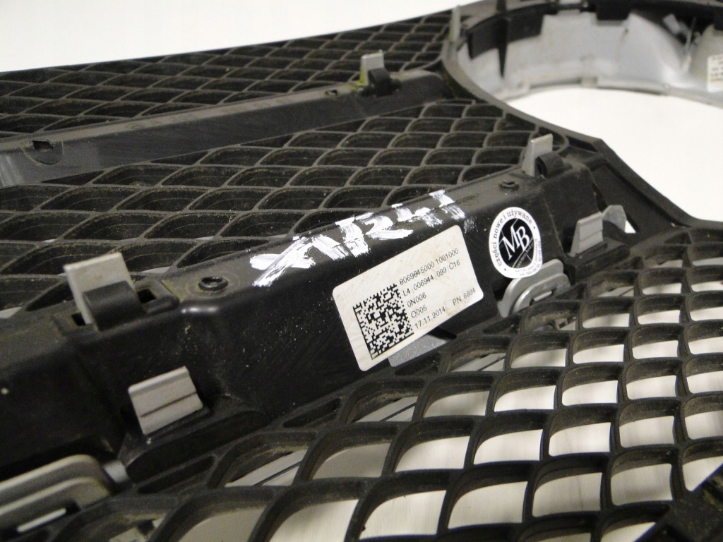 Mercedes c klasa 205 w205 решітка радіатора решітка радіатора бампера distronic a2058809804 Ціна