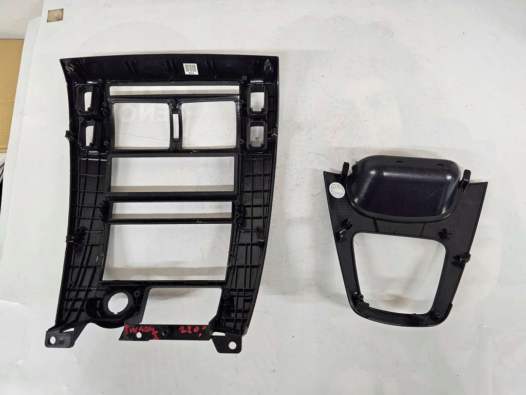 фото №12, Hyundai tucson i рамка dekor панели консоли туннель europa хороший