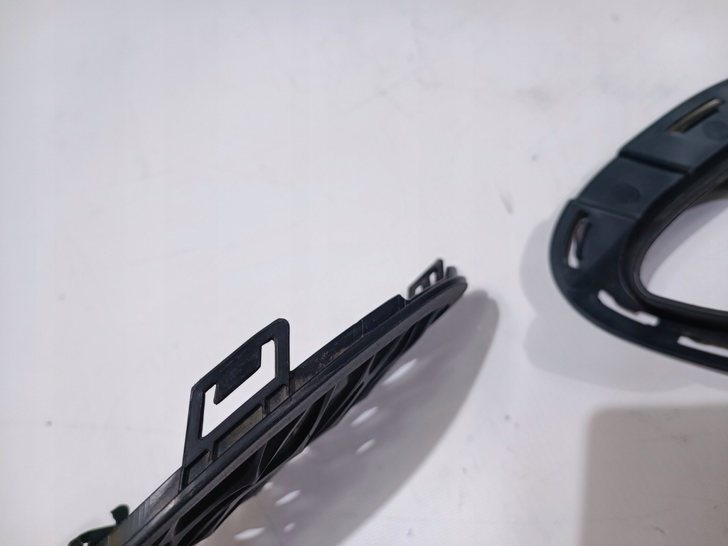 фото №12, Решётка бампера перед левая кронштейн dodge charger srt 2015-