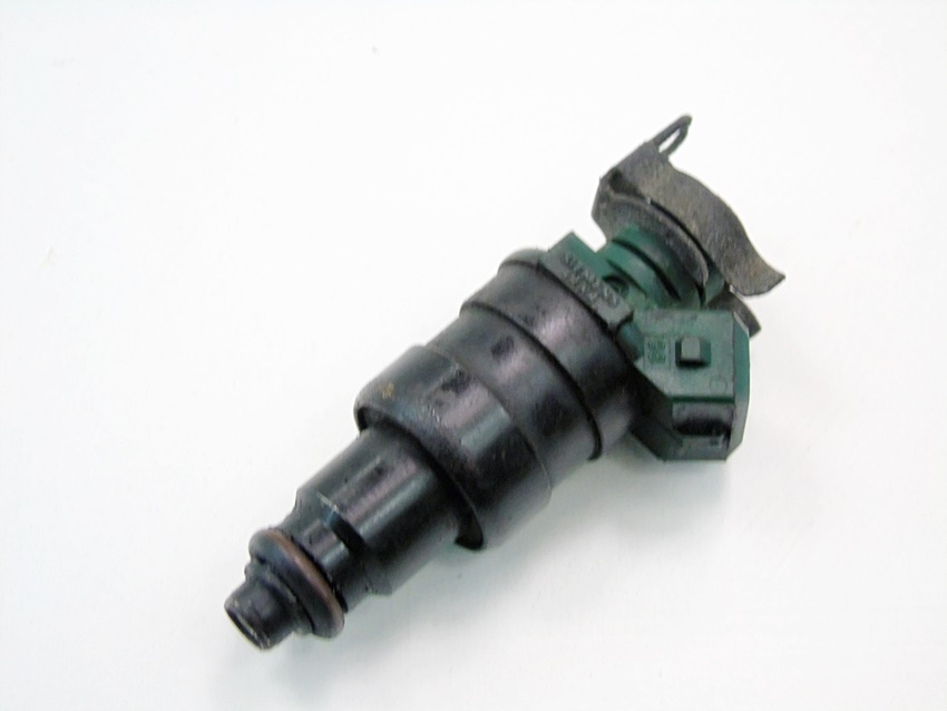 фото №1, Форсунка 1.6 8v megane kangoo clio scenic logan