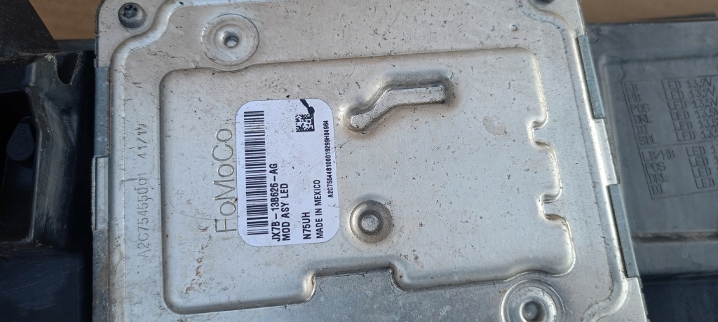 Фара перед передняя правый  ford focus mk4 17-22rok full led mx7b-13e014-eb в Украине