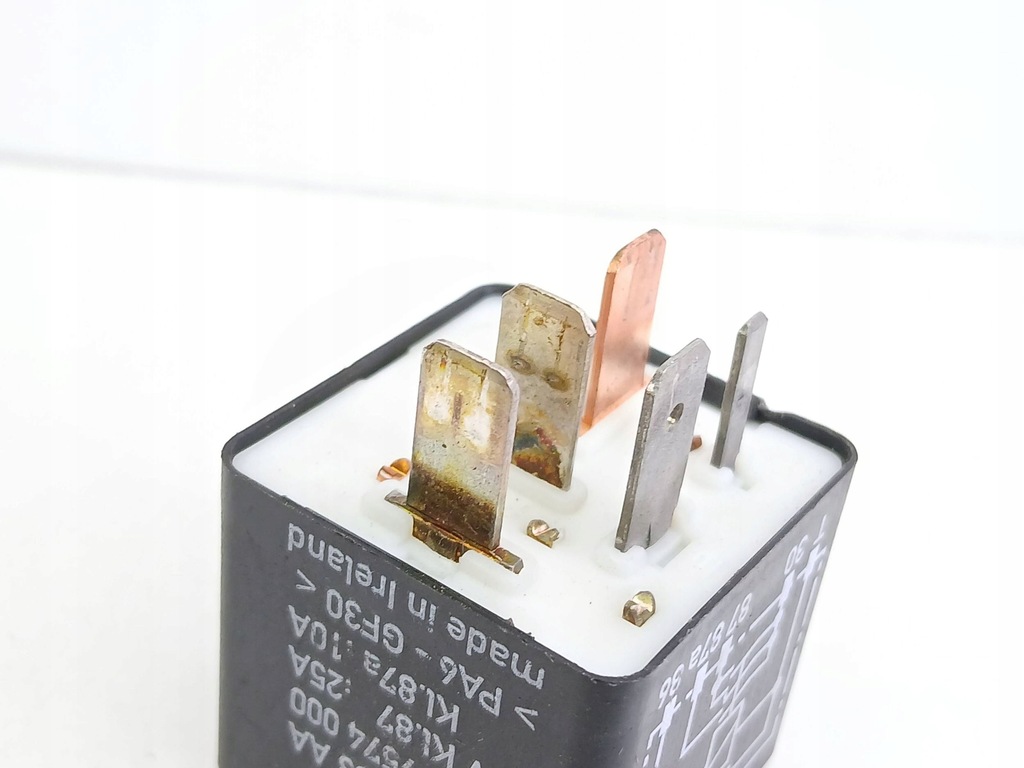 фото №6, Audi a4 s4 b6 8e 8h 2001 інше реле