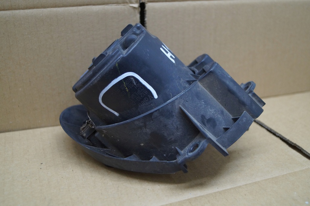 фото №6, Протитуманна фара правий toyota yaris ii 81210-0d041