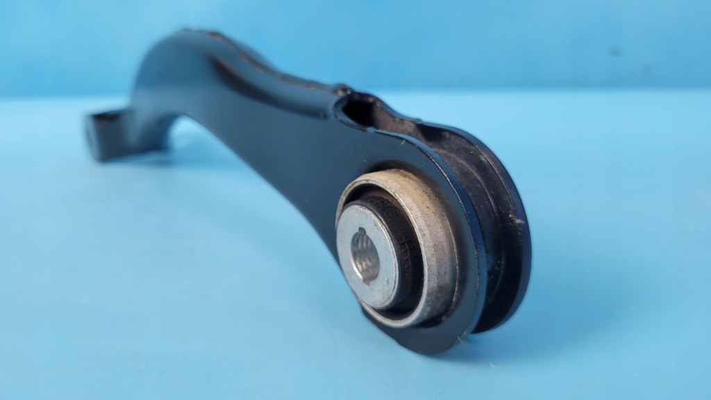 Купить Mercedes eqe w295 350+ 23r рычаг левый a2953521800