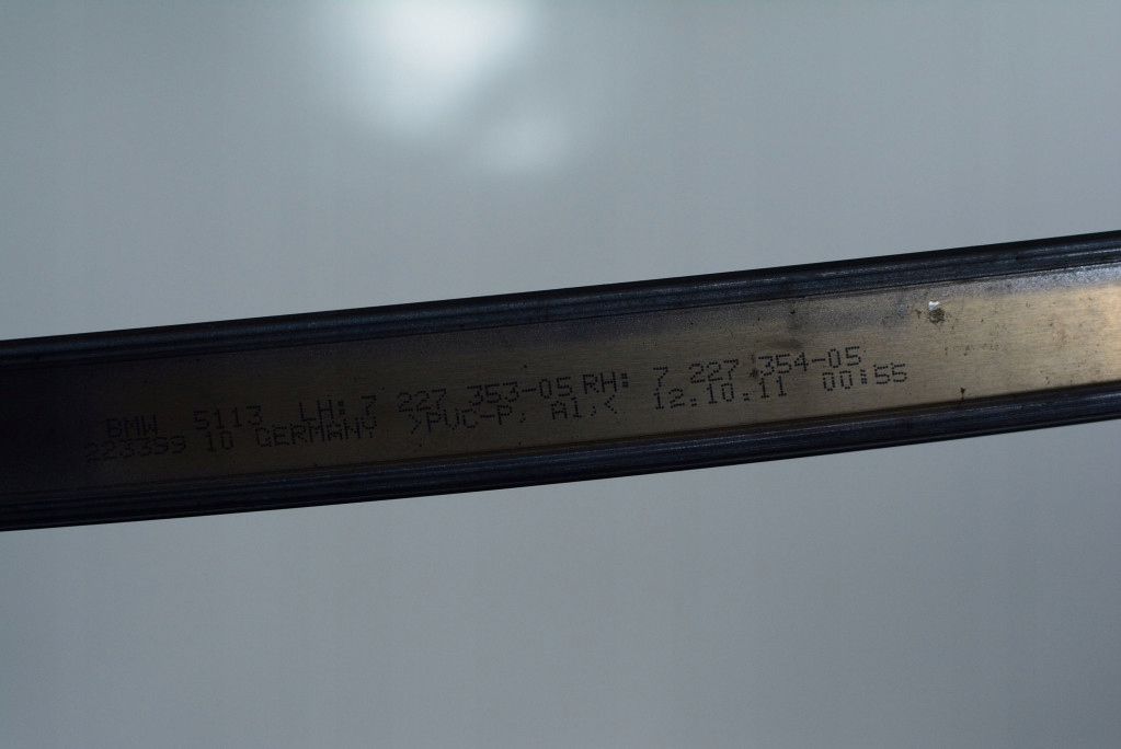 Bmw 6 f13 купе молдинг дахова дах ліва 7227353 a52 в Україні