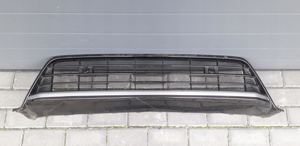 фото №1, Решітка бампера перед vw beetle r-line lift 5c5853677l