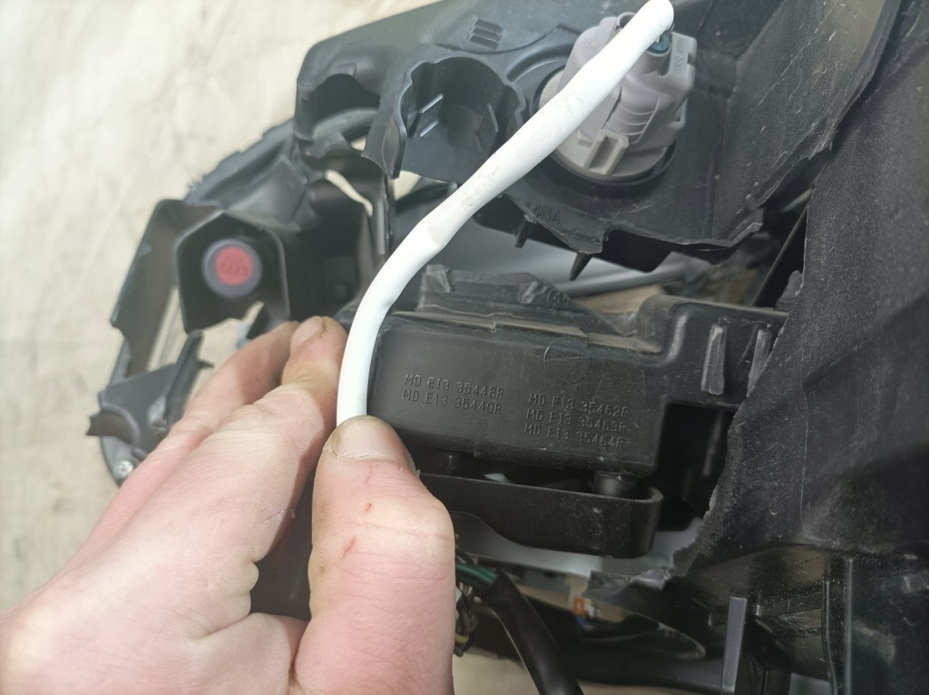 фото №12, Subaru xv impreza 20- лампа правий перед usa