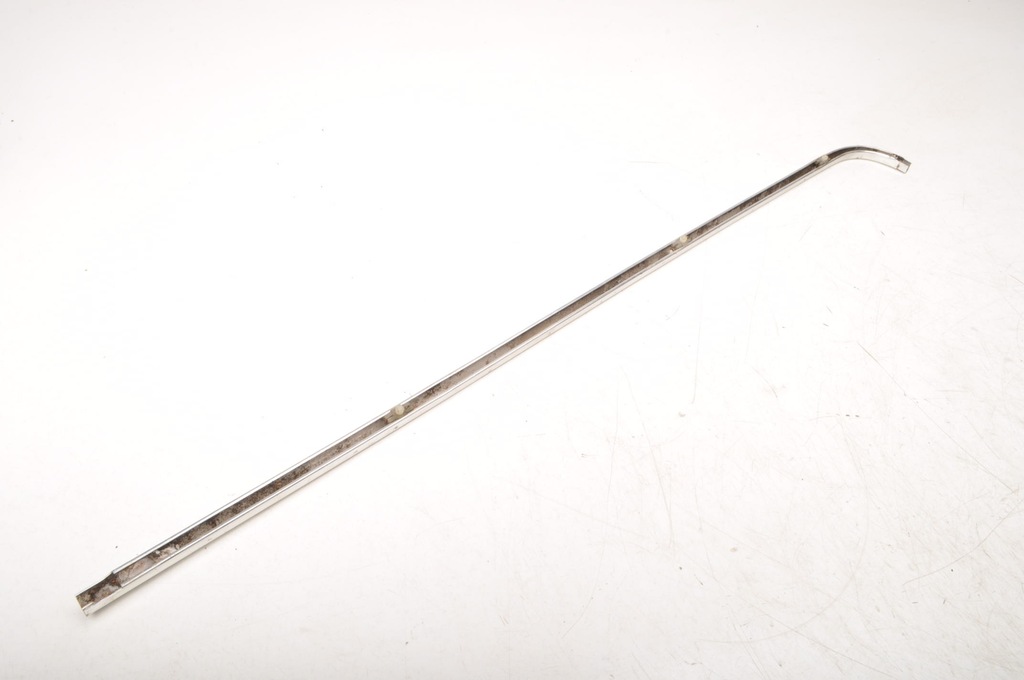 фото №6, Ford granada i gxl молдинг хром лампи права 73r