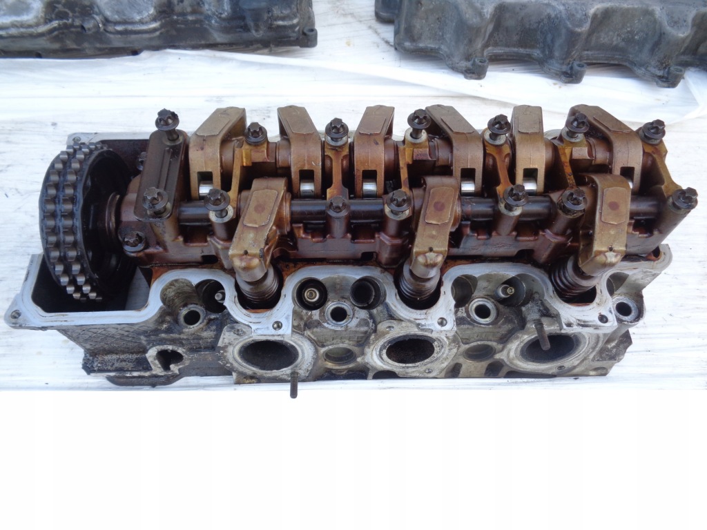 Крышка клапанов левая a1120160705 mercedes clk c209 e320 w211 3,2 v6 Оригинал