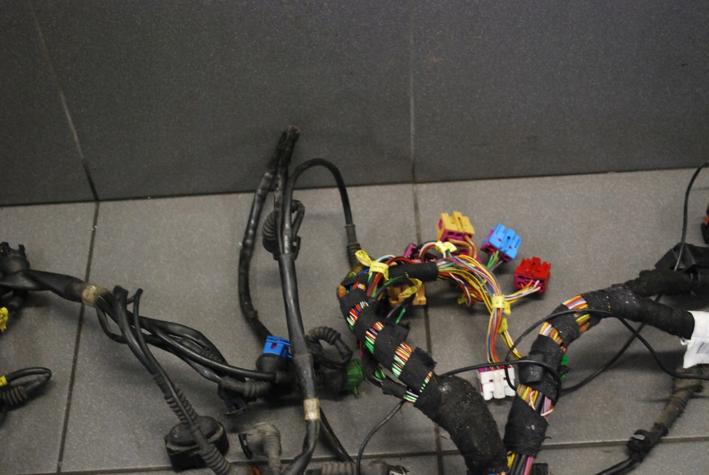 фото №8, Жгут двигателя audi a8 d2 2.8 amx eu 4d1971713db