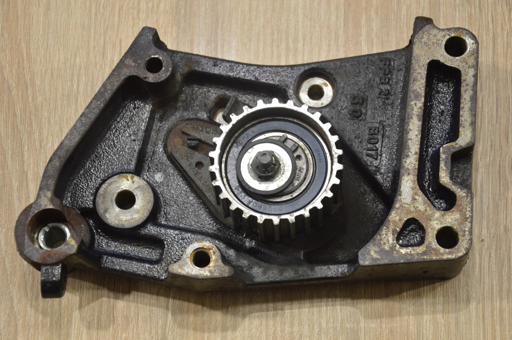 фото №1, Кронштейн кронштейн ролик alfa romeo 159 2.4 jtdm