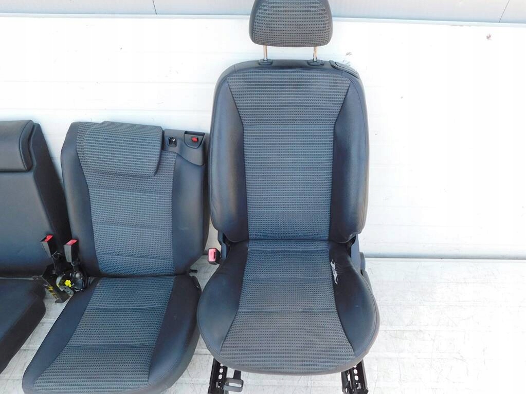 фото №4, Mercedes a w169 3d салон сиденья заднее сиденье kpl