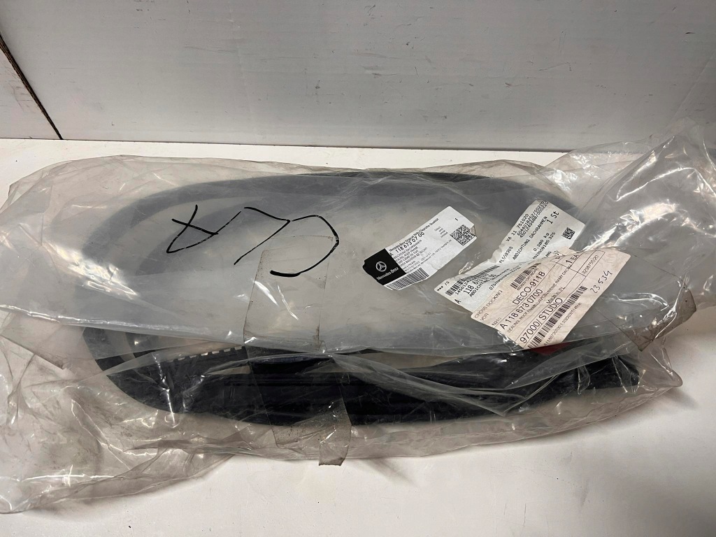 Купити Nowa прокладка дах ліва mercedes w118 a1186730700