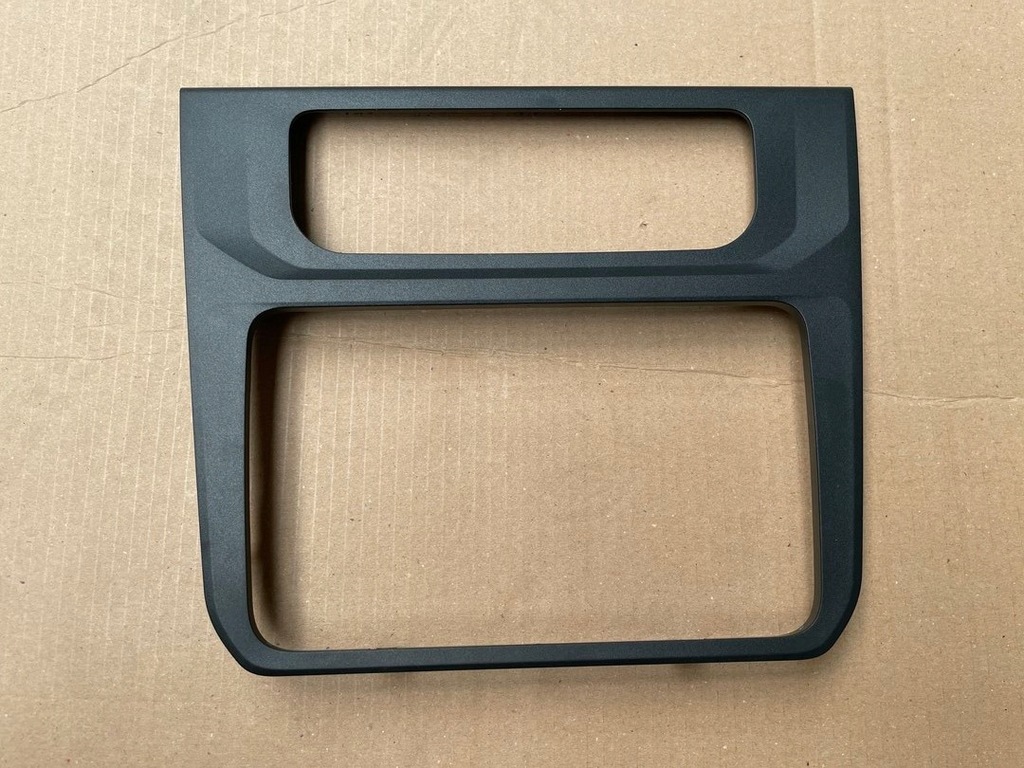 фото №2, Vw caddy 2k5 рамка защита радио 2k5858061j