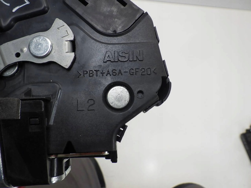 фото №3, Swace toyota corolla e21 замок дверь левый перед