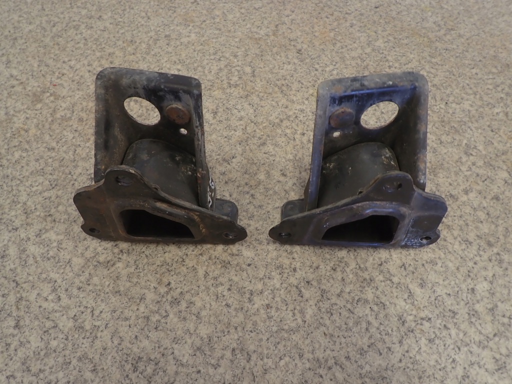 фото №1, Subaru legacy outback 03- кронштейн зона деформації