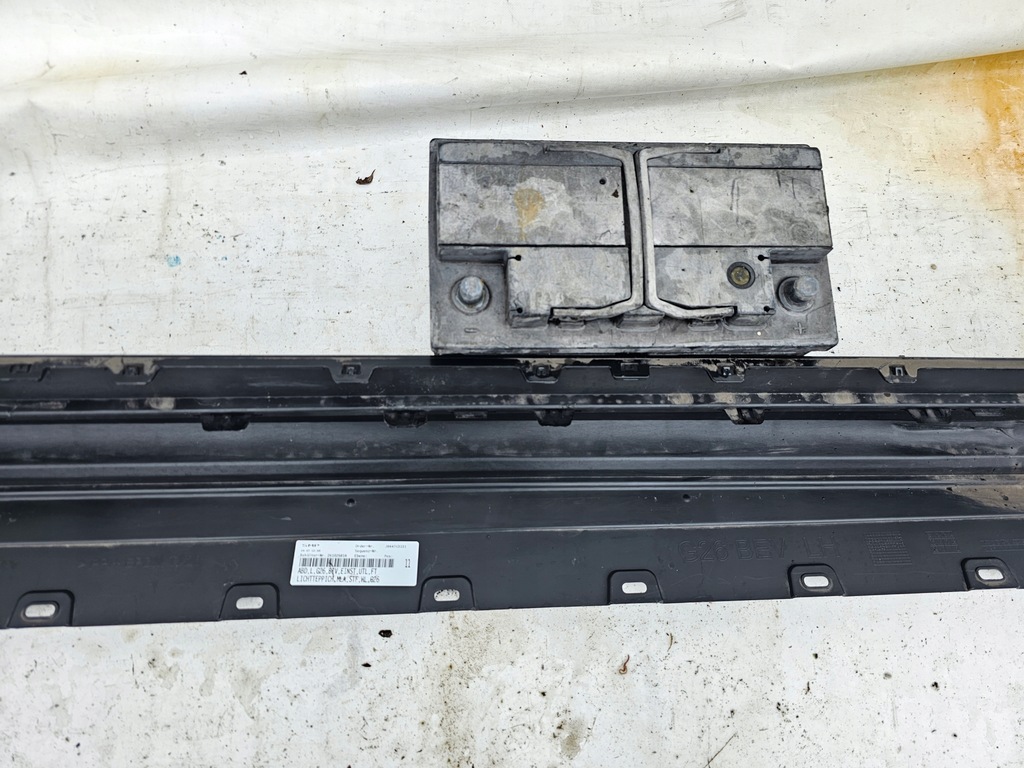 фото №10, Порог молдинг порог bmw i4 g26 2021 - m-pakiet левая 8737087 51778737085