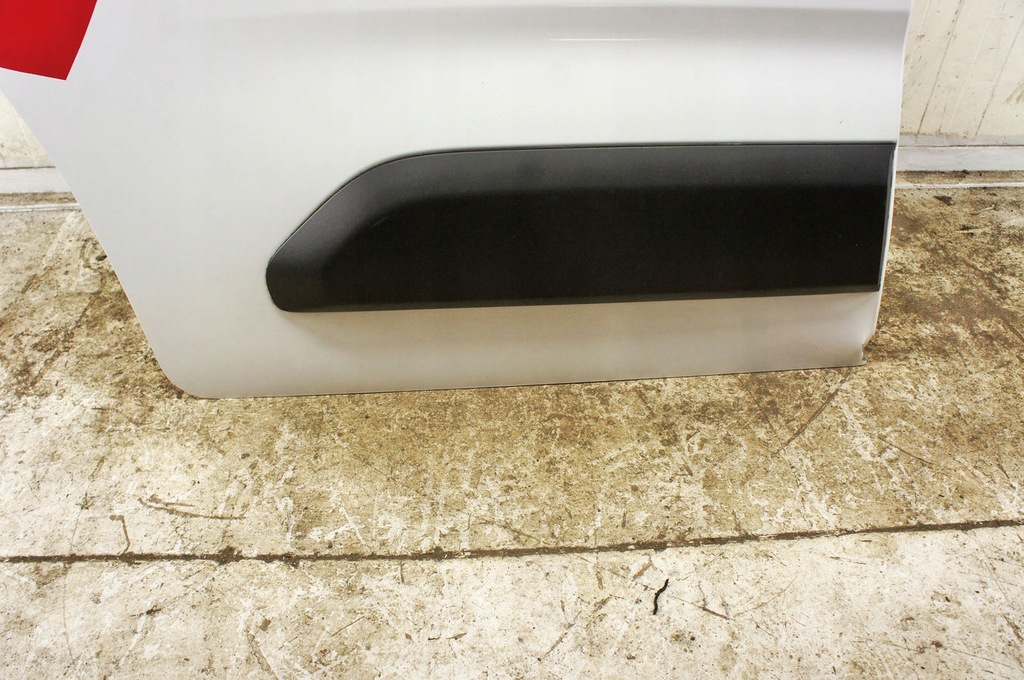 фото №9, Pe029 toyota proace city двері багажника правий задня arctic white